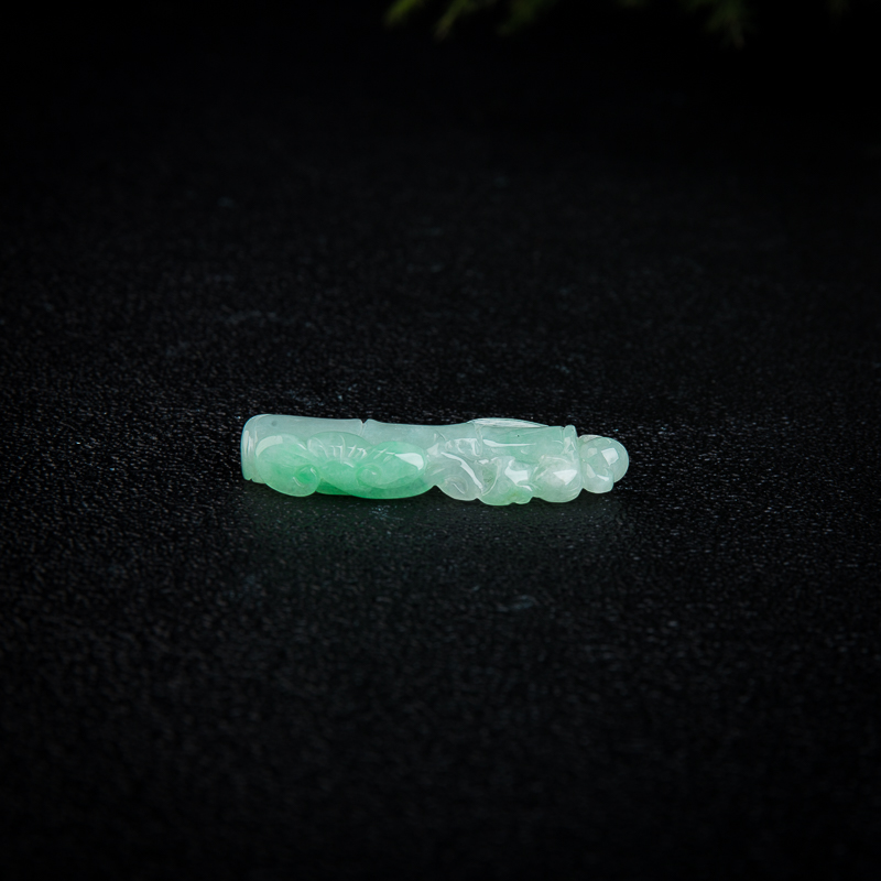 糯冰种飘翠翡翠节节高升-红掌柜
