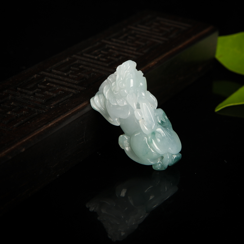 翡翠貔貅吊坠-红掌柜