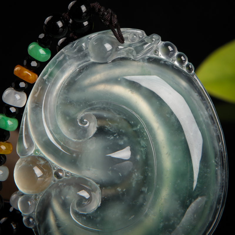 缅甸天然冰种翡翠如意吊坠-红掌柜