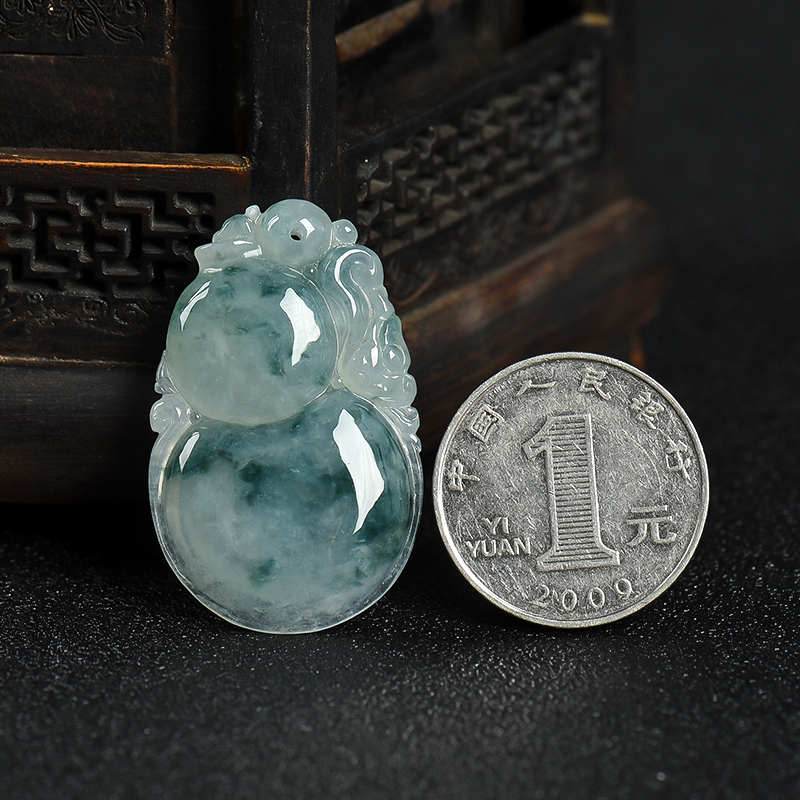 天然飘花翡翠福禄吊坠-红掌柜