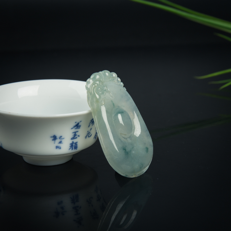 糯冰种天然飘花翡翠福贝吊坠-红掌柜