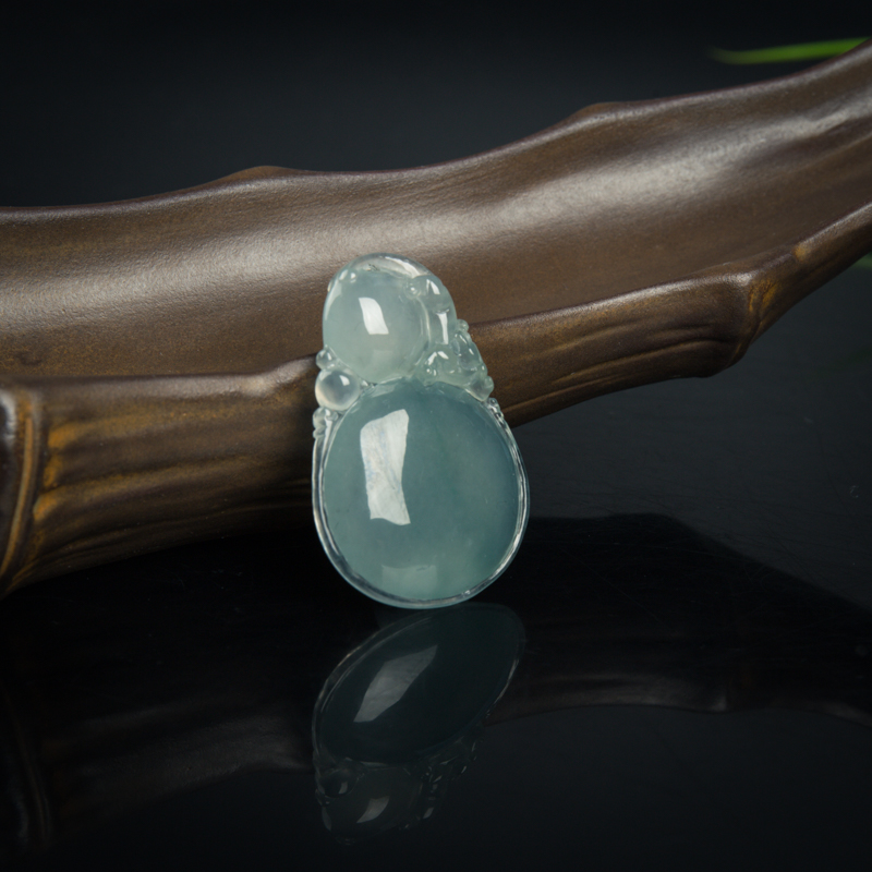 天然翡翠吊坠-红掌柜