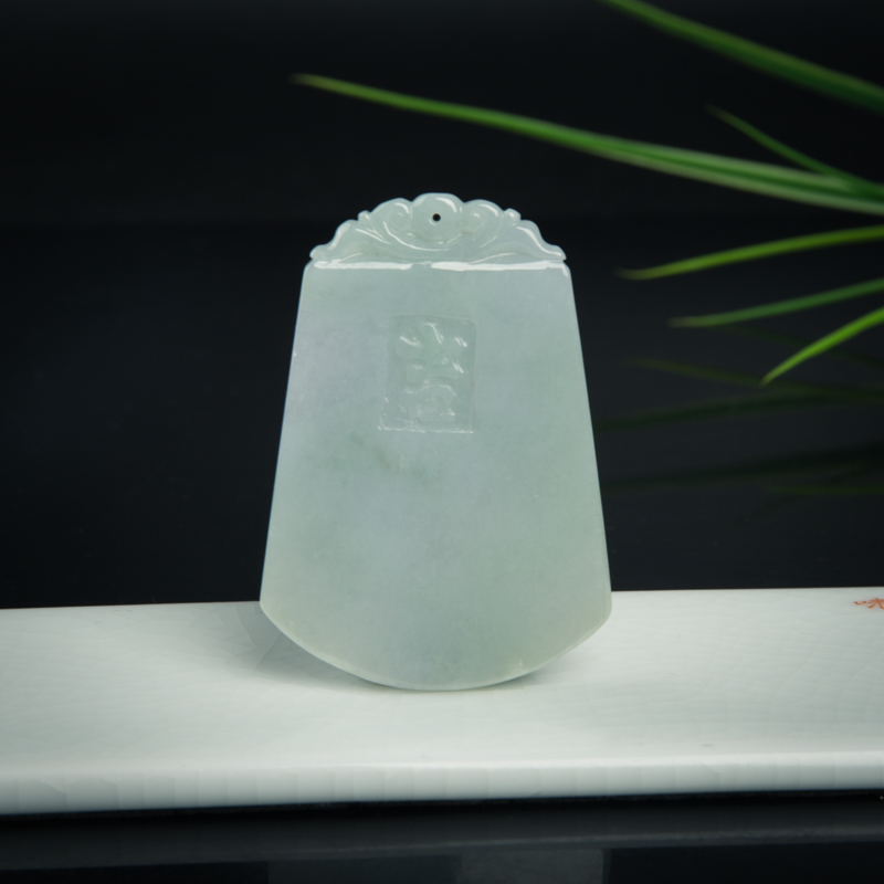 翡翠吊坠-红掌柜