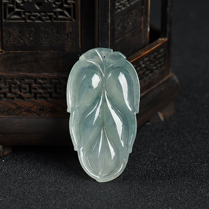 翡翠金枝玉叶吊坠-红掌柜