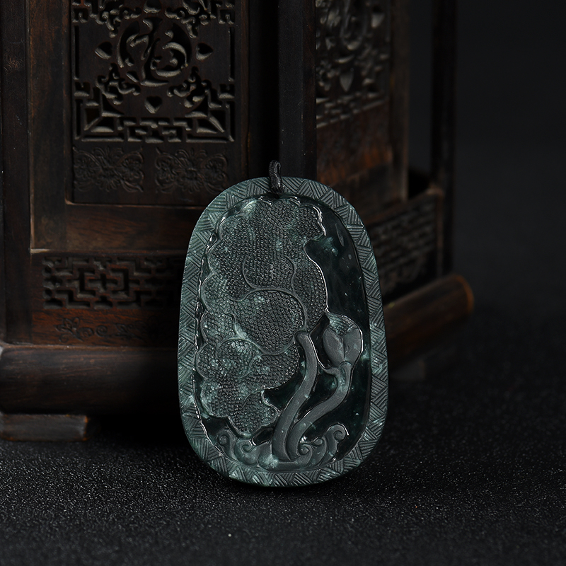 缅甸天然豆种翡翠辰龙吊坠-红掌柜