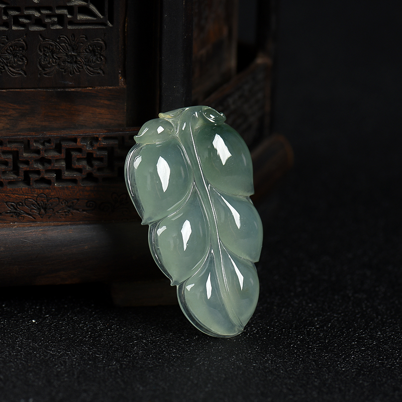 天然糯冰种深绿翡翠金枝玉叶吊坠-红掌柜