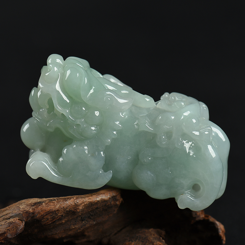 缅甸天然糯种浅绿翡翠吊坠-红掌柜