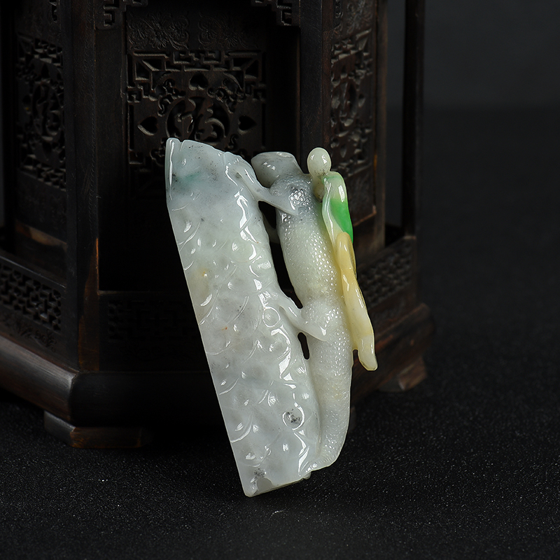 缅甸天然俏色翡翠希望吊坠-红掌柜