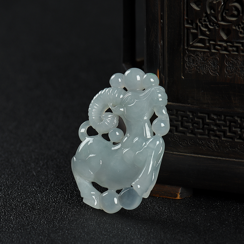 缅甸糯种翡翠喜气洋洋吊坠-红掌柜