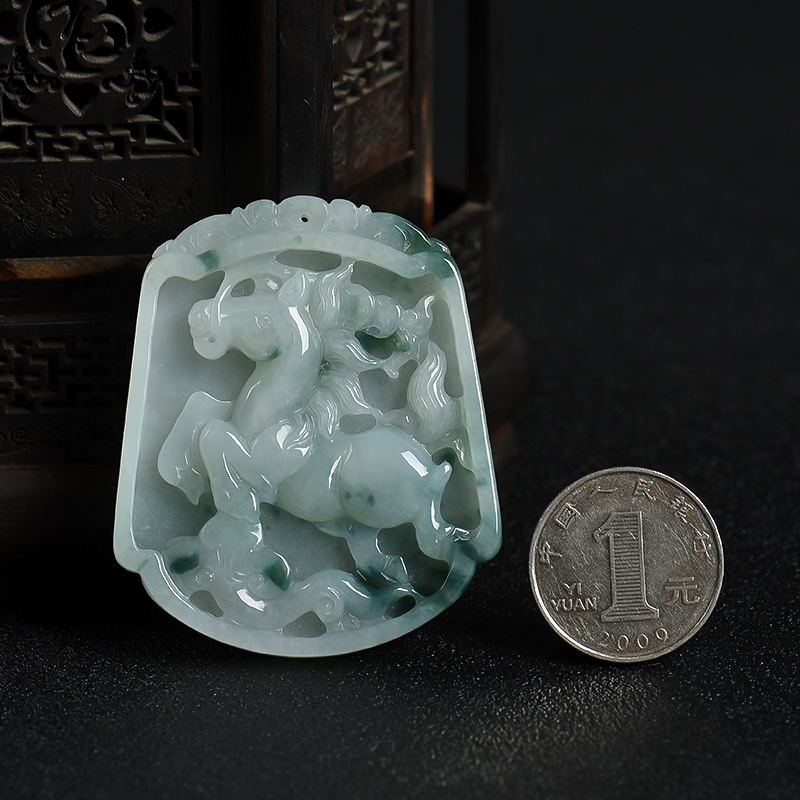 糯种翡翠一马平川吊坠-红掌柜