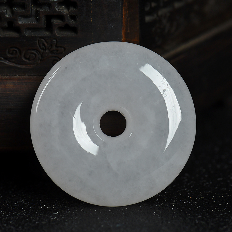 缅甸天然糯种白色翡翠吊坠-红掌柜