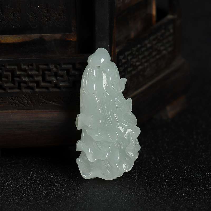 缅甸天然浅绿翡翠百财吊坠-红掌柜