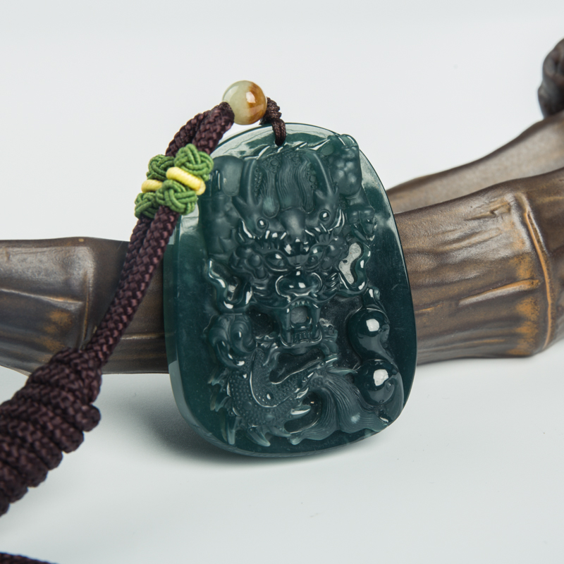 翡翠辰龙吊坠-红掌柜