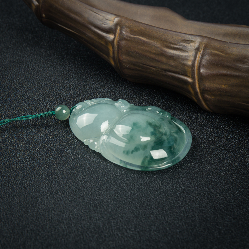 飘花翡翠福禄兽吊坠-红掌柜