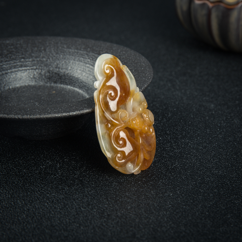 翡翠福在眼前吊坠-红掌柜