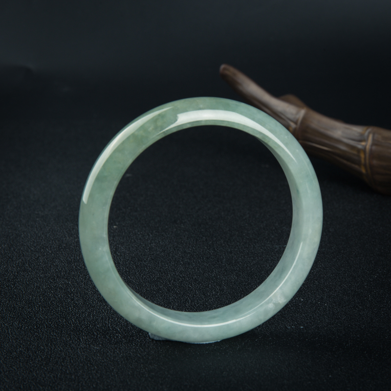 翡翠手镯-红掌柜