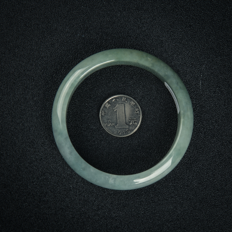 65mm豆种飘花翡翠平安镯-红掌柜