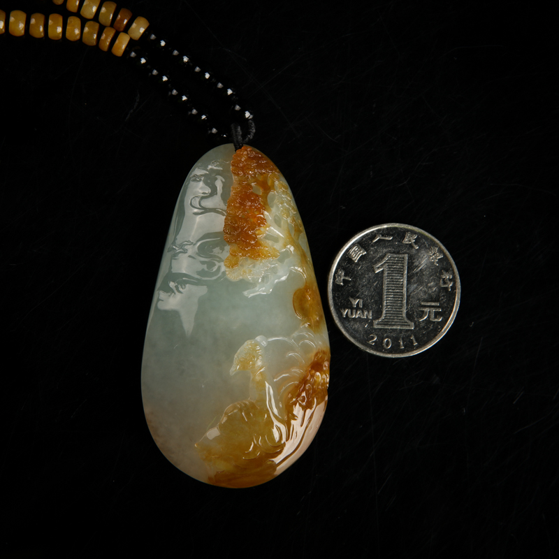 糯种俏色翡翠松柏延年吊坠-红掌柜