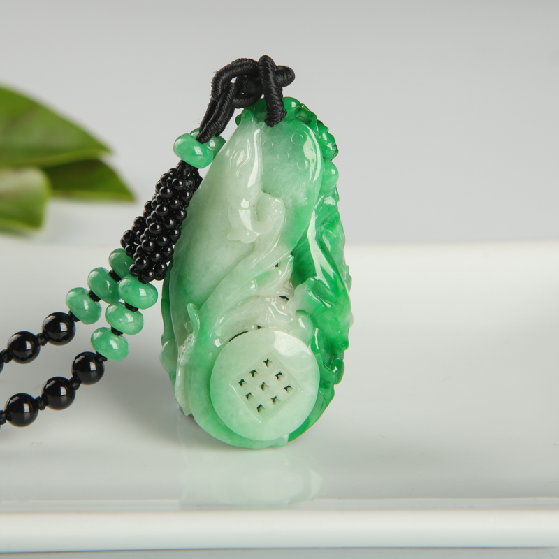 缅甸天然翠绿翡翠年年有余吊坠-红掌柜