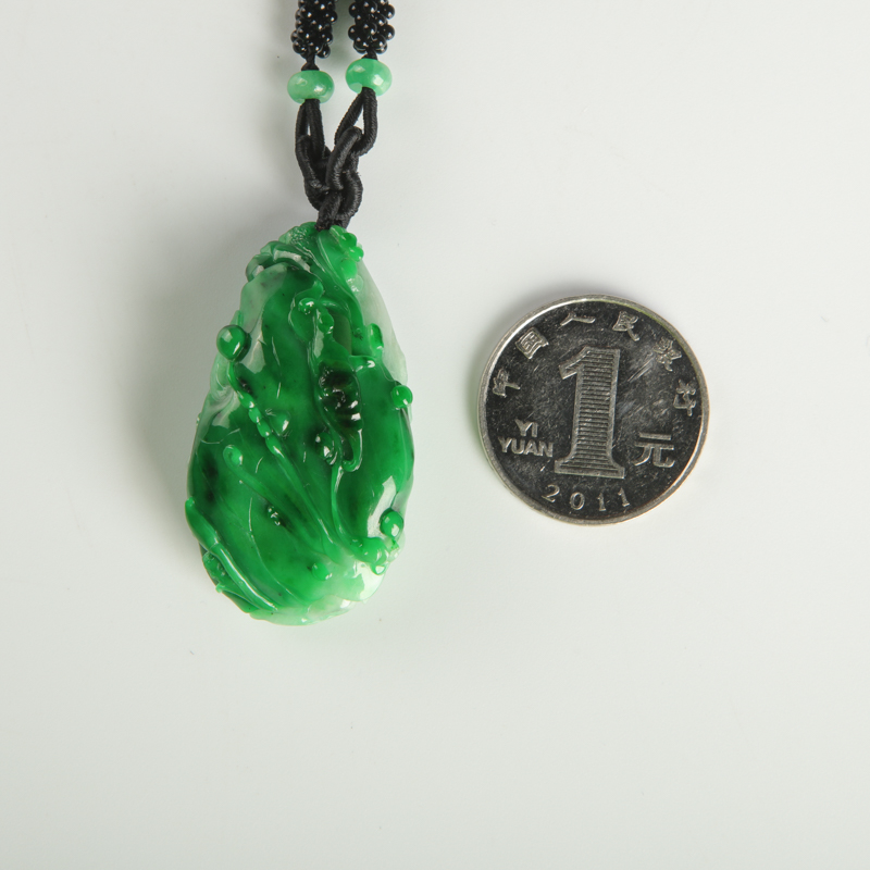 糯种翠绿翡翠年年有余吊坠-红掌柜
