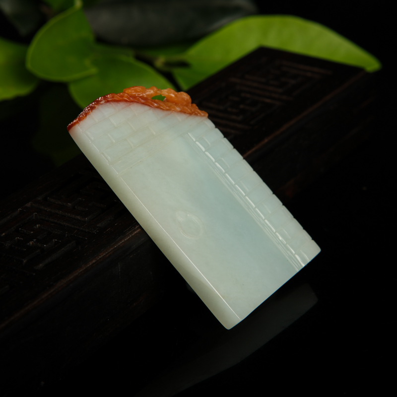 天然糯种俏色翡翠喜上屋檐吊坠-红掌柜