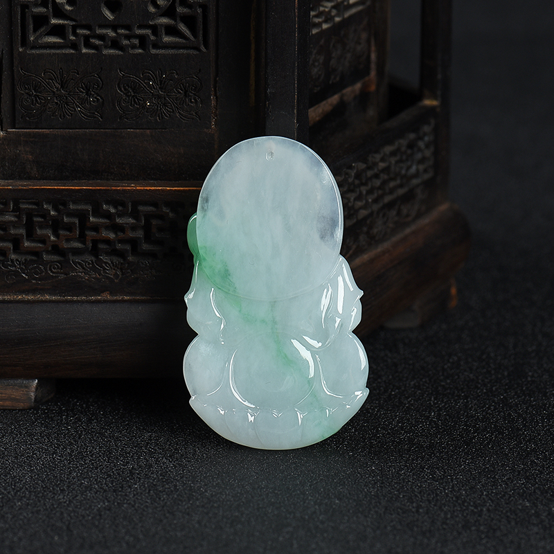 翡翠观音吊坠-红掌柜