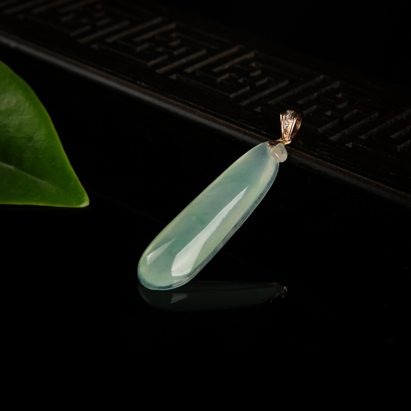 浅绿翡翠福瓜吊坠-红掌柜