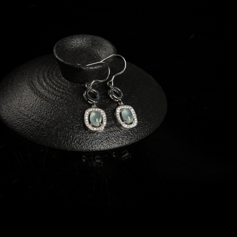 缅甸糯冰种翡翠耳坠-红掌柜