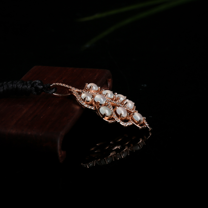 银镶天然糯冰种翡翠吊坠-红掌柜