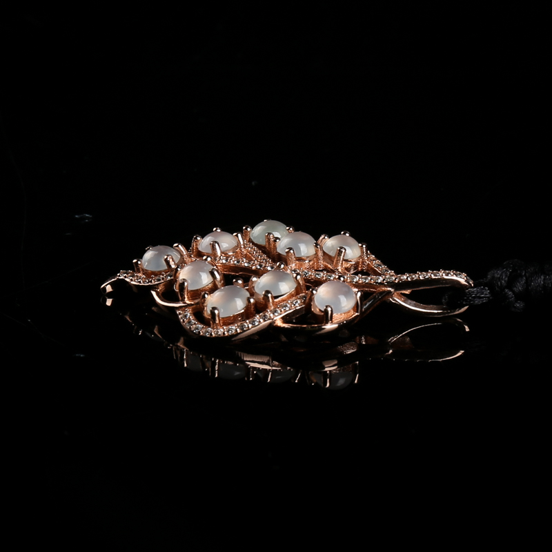 缅甸糯冰种翡翠吊坠-红掌柜