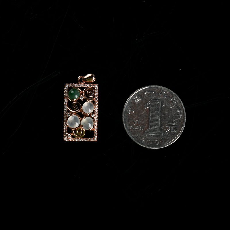 天然翡翠吊坠-红掌柜