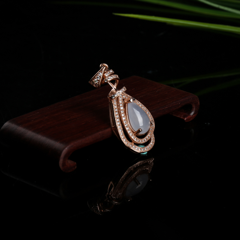 银镶天然糯种翡翠吊坠-红掌柜