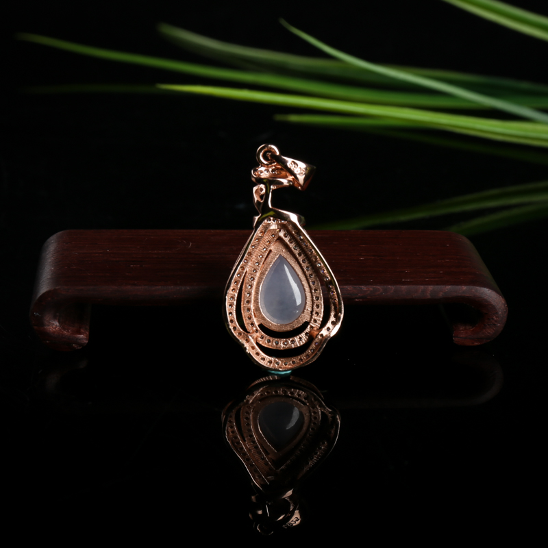 银镶翡翠吊坠-红掌柜