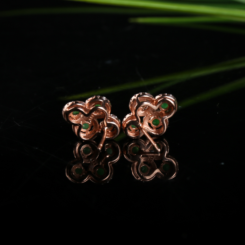天然翠绿翡翠耳钉-红掌柜