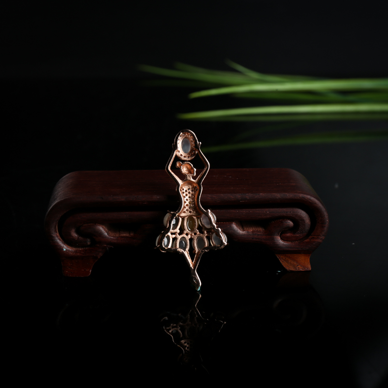 糯冰种翡翠吊坠-红掌柜