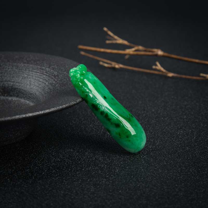 翡翠福瓜吊坠-红掌柜