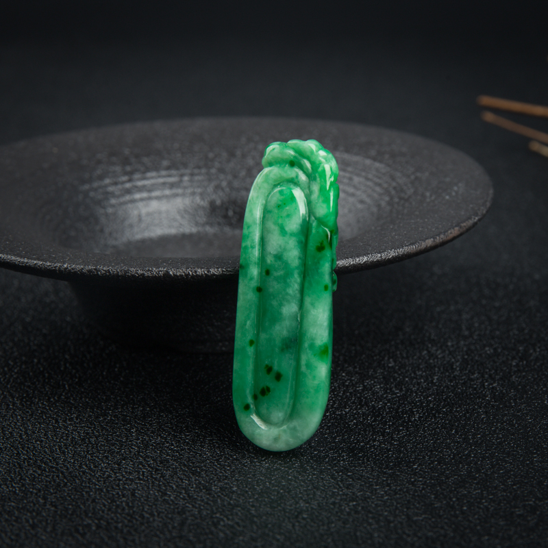 豆种翠绿天然翡翠福瓜吊坠-红掌柜