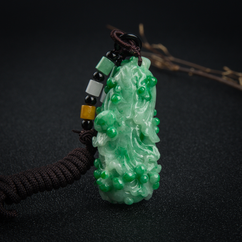 翡翠百财吊坠-红掌柜