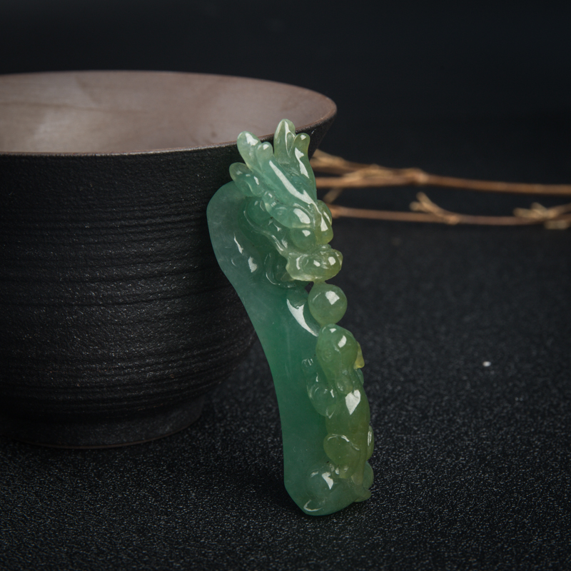 糯种蓝绿天然翡翠望子成龙吊坠-红掌柜