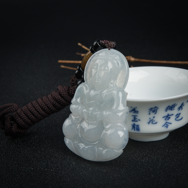 糯种翡翠吊坠-红掌柜