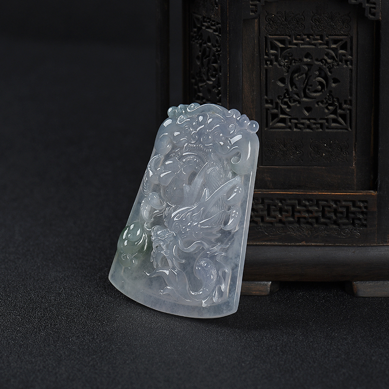 糯冰种翡翠辰龙吊坠-红掌柜