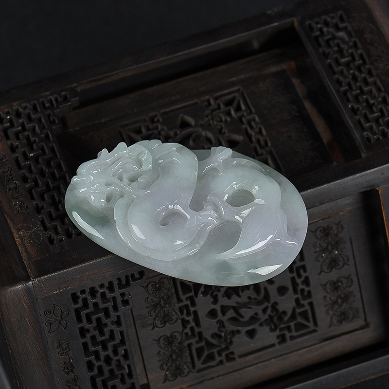 天然翡翠辰龙吊坠-红掌柜