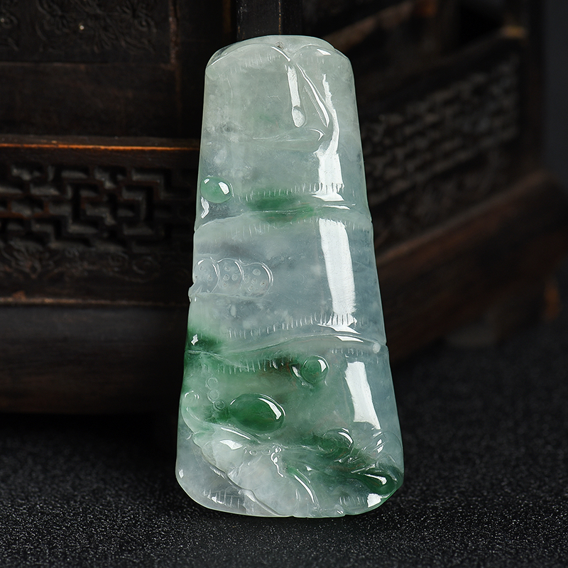 天然翡翠节节高升吊坠-红掌柜