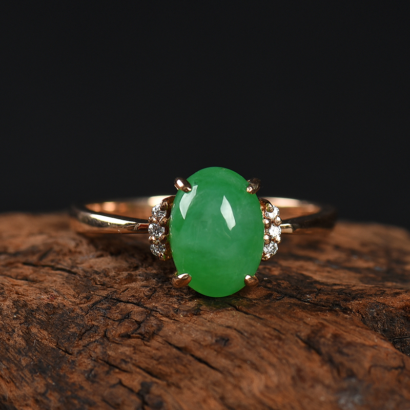 18K天然糯种豆绿翡翠戒指-红掌柜