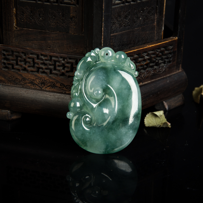缅甸天然飘花翡翠如意吊坠-红掌柜