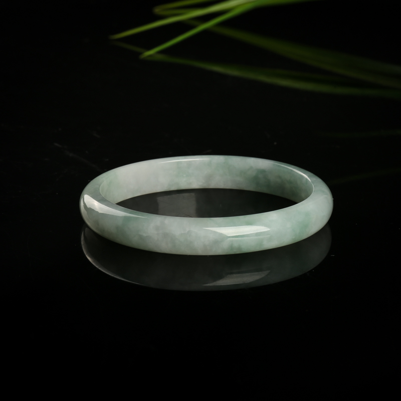 55.5mm缅甸豆种灰绿翡翠贵妃镯-红掌柜