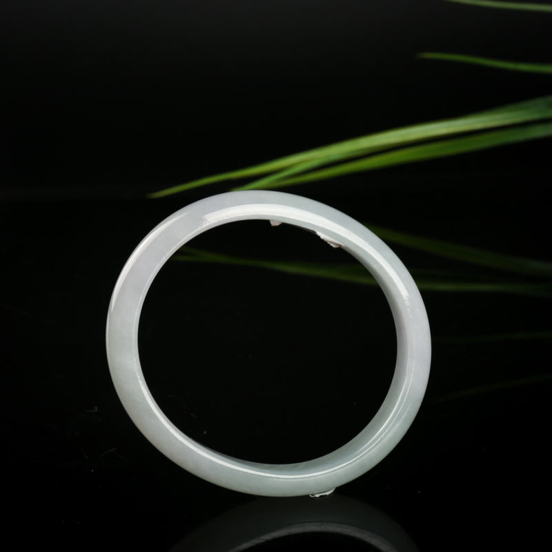 56mm豆种翡翠贵妃镯-红掌柜