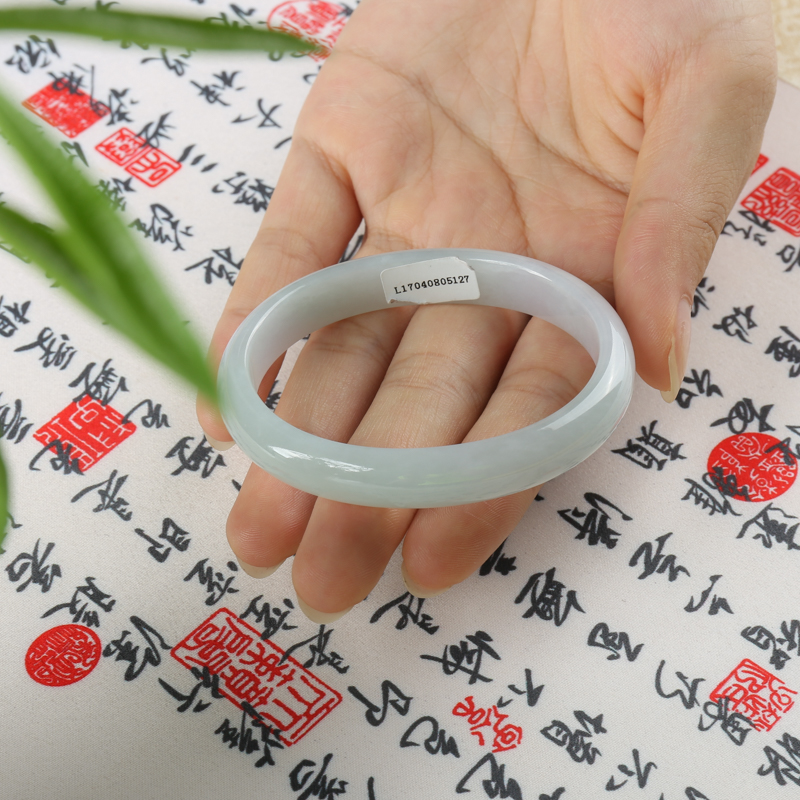 翡翠贵妃手镯-红掌柜