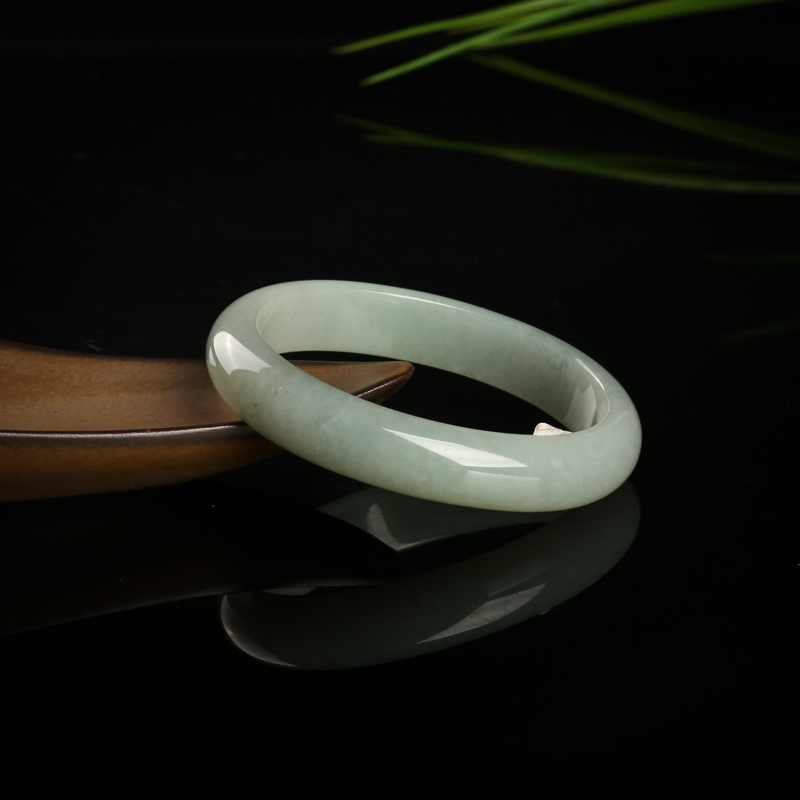 豆种灰绿翡翠贵妃镯-红掌柜