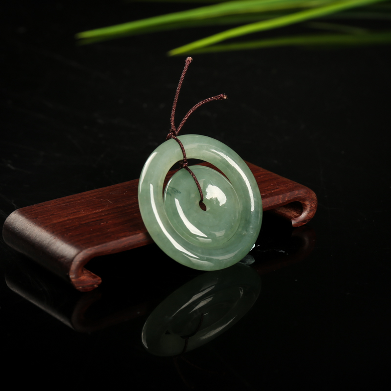 灰绿翡翠平安扣吊坠-红掌柜